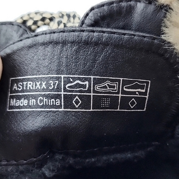 Steve Madden Astrixx Women's Ankle Boot Black Faux Fur Trim Side Zip Size EU 37 - Picture 8 of 15